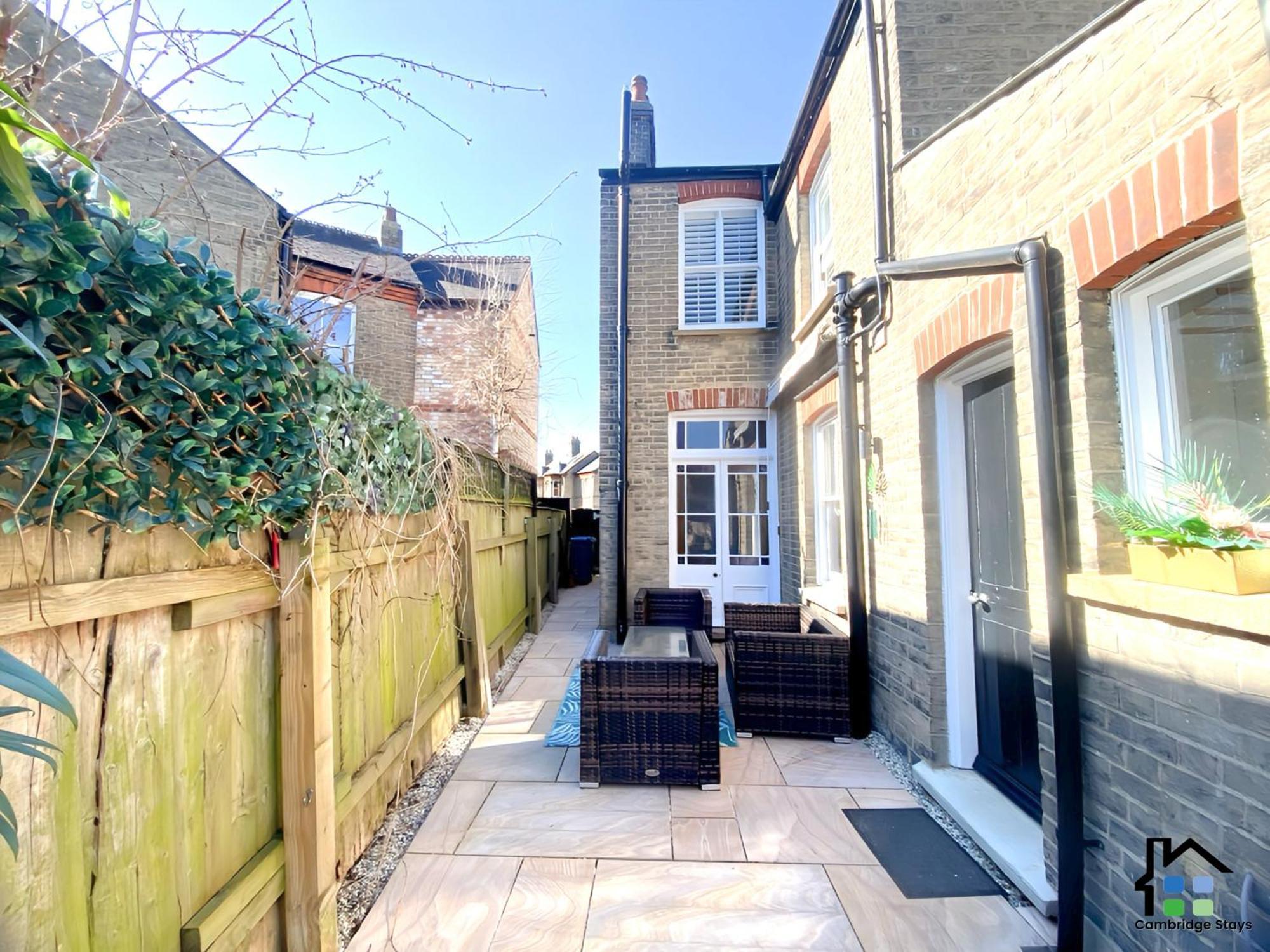 Cambridge Stays 3Br House, Easy Walk To City Center, 2 Showers, Garden, 2 Free Parking Spaces Zewnętrze zdjęcie