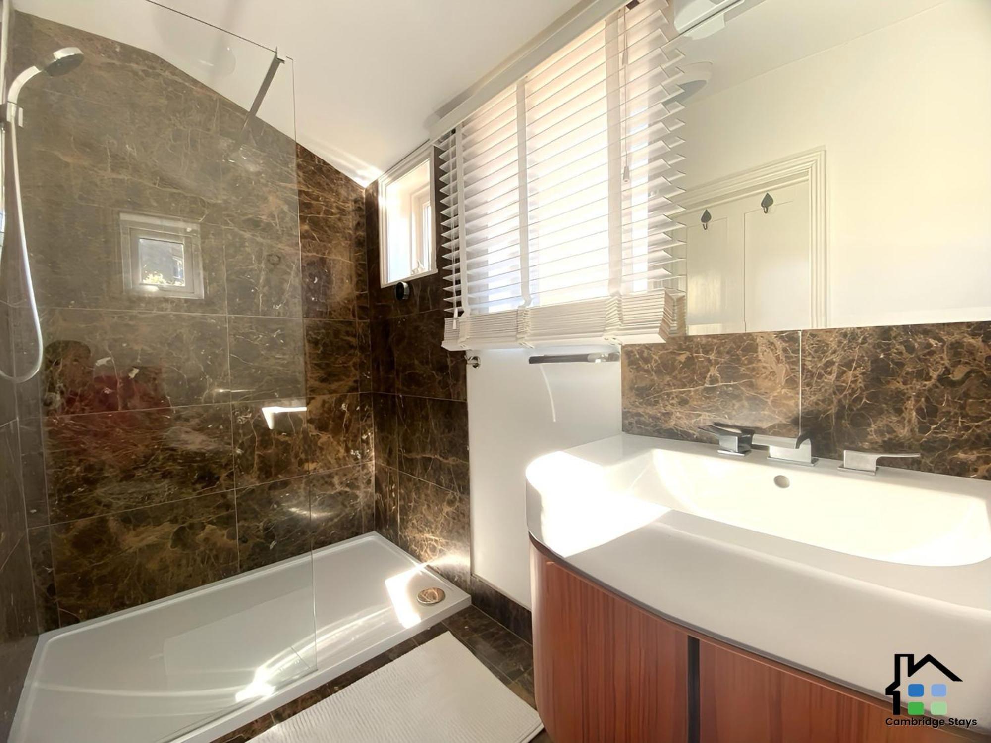 Cambridge Stays 3Br House, Easy Walk To City Center, 2 Showers, Garden, 2 Free Parking Spaces Zewnętrze zdjęcie