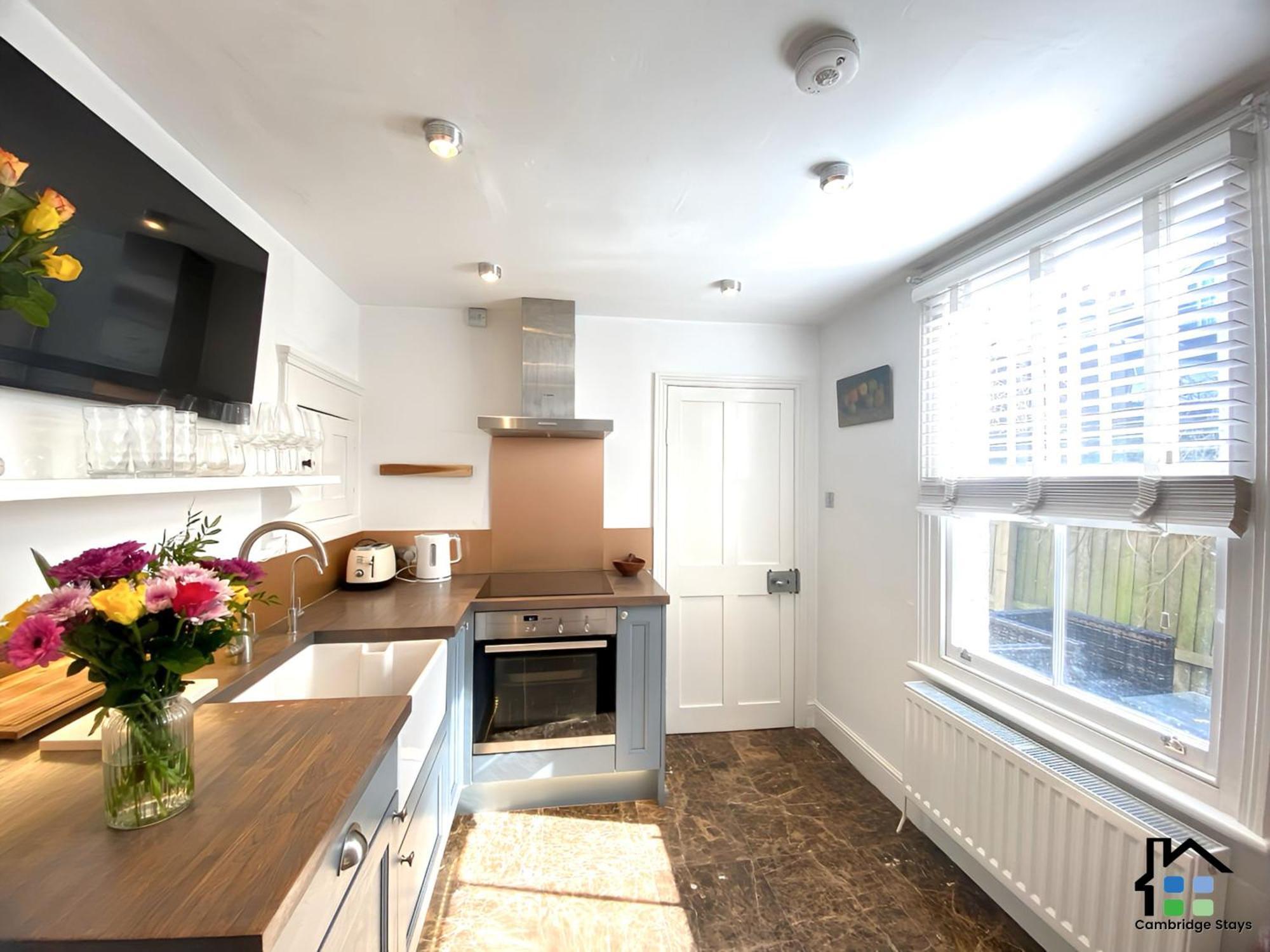 Cambridge Stays 3Br House, Easy Walk To City Center, 2 Showers, Garden, 2 Free Parking Spaces Zewnętrze zdjęcie